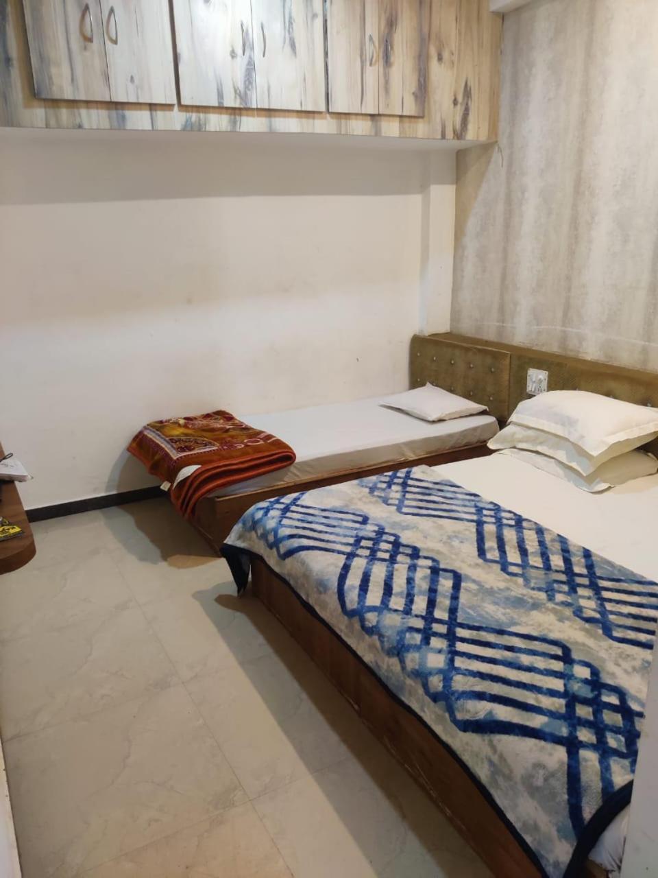 Hotel Amritam Inn ウッジャイン エクステリア 写真